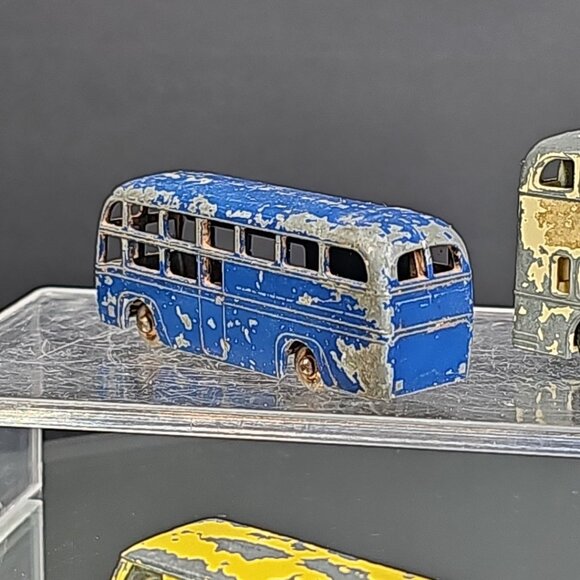 Lesney Budgie Diecast Buses And Vans 4pcs Total Vintage Collectibles England - Picture 3 of 13